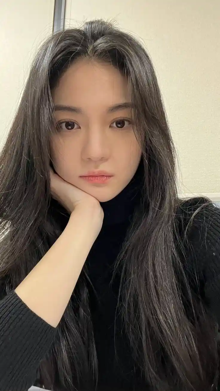 Korean Girl DP - 2025-02-16T032242.560