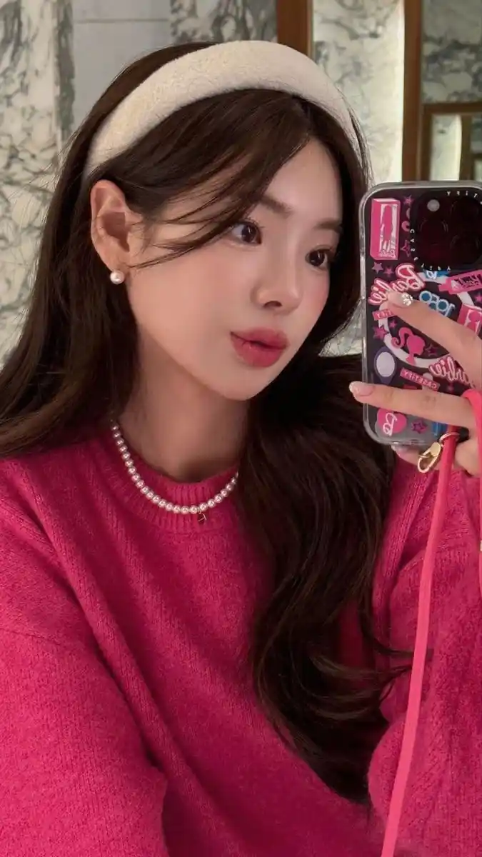 Korean Girl DP - 2025-02-16T032251.409