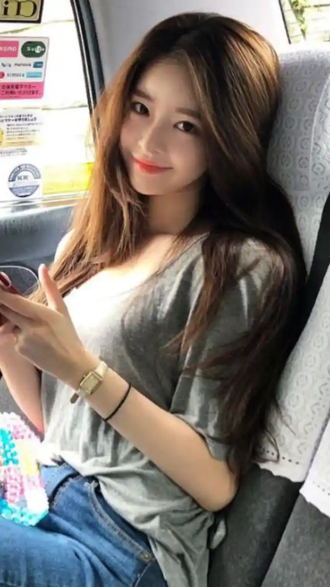 Korean Girl DP - 2025-02-16T032254.324