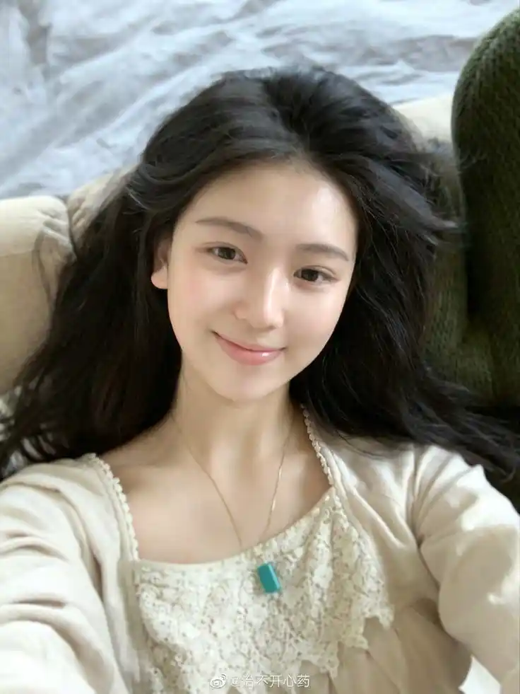 Korean Girl DP - 2025-02-16T032258.365