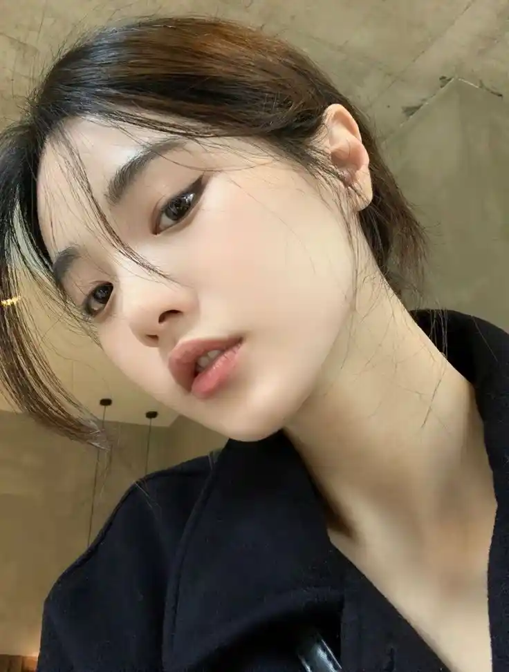 Korean Girl DP - 2025-02-16T032305.927