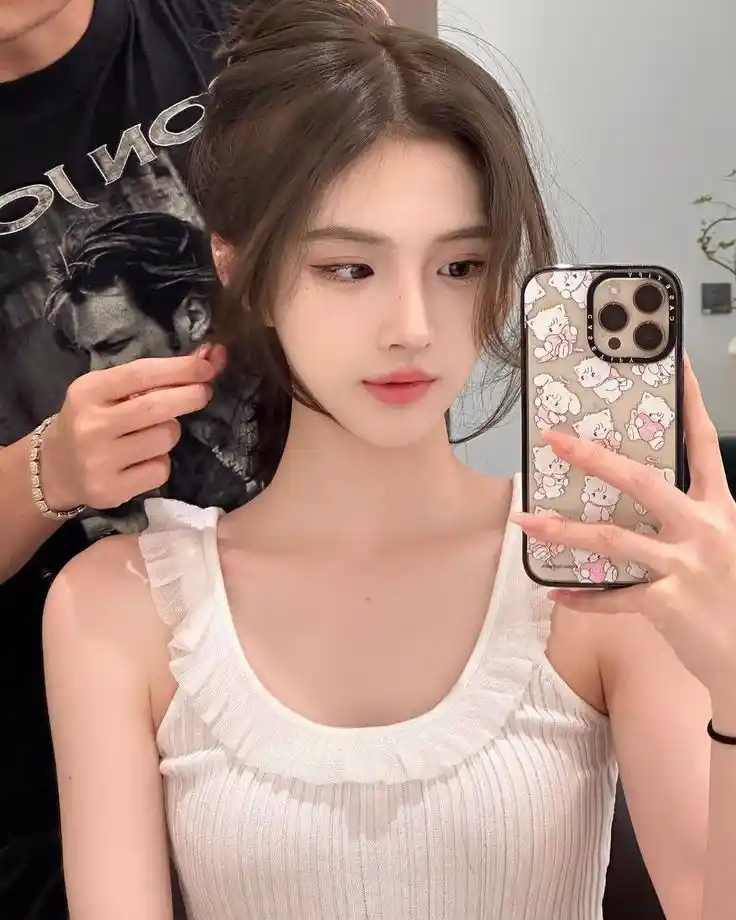 Korean Girl DP - 2025-02-16T032309.084