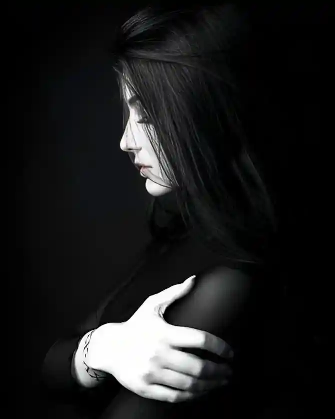 Sad Girls DP (37)