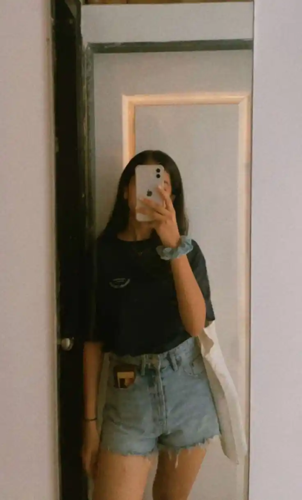 hidden face girls dp (29)