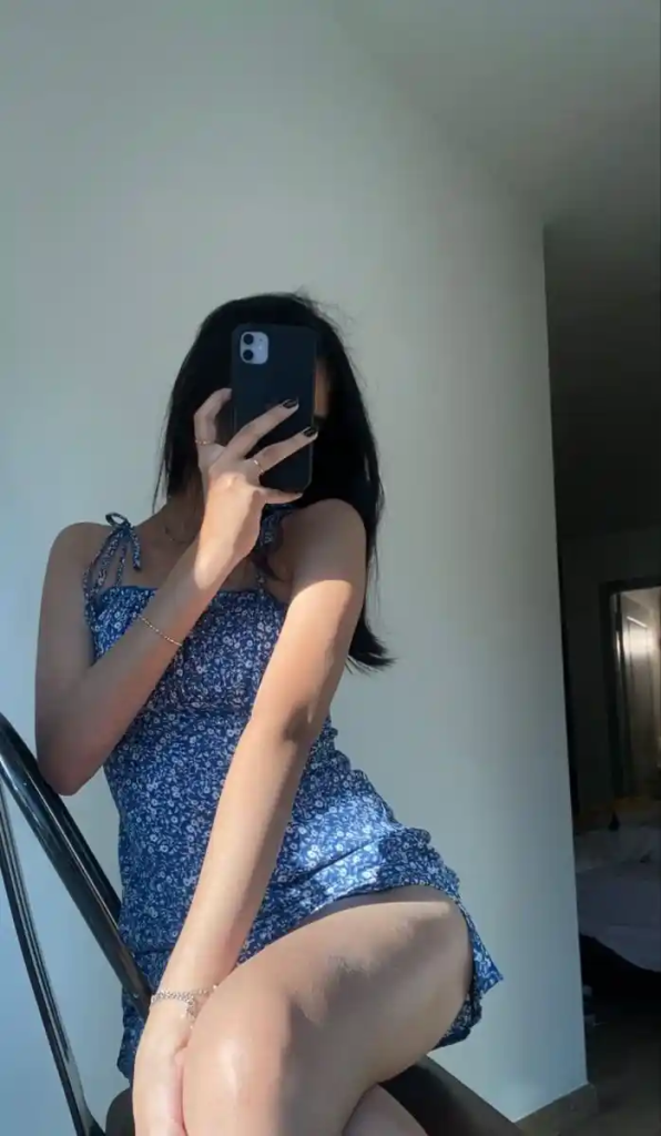 hidden face girls dp (34)