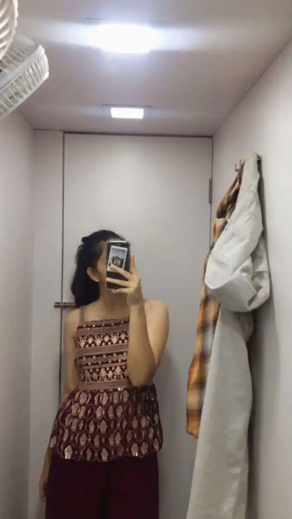 hidden face girls dp (51)