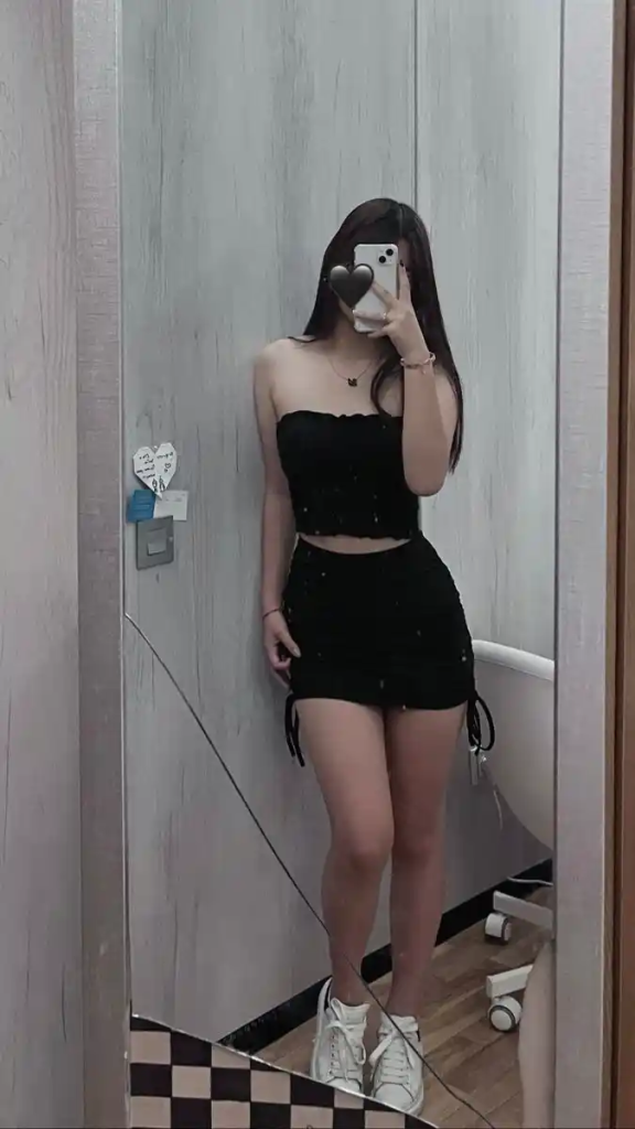 hidden face girls dp (53)