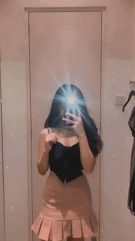 hidden face girls dp (63)