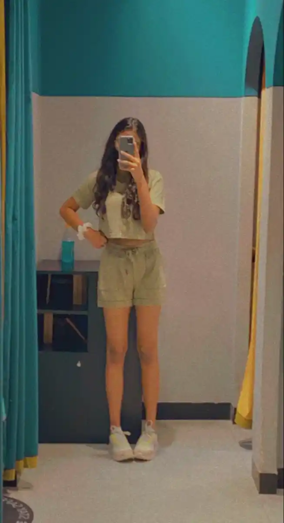 hidden face girls dp (72)