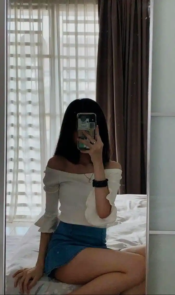 hidden face girls dp (77)