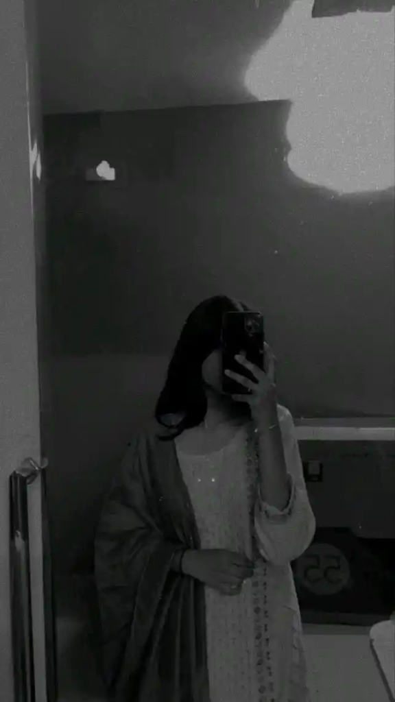 hidden face girls dp (78)