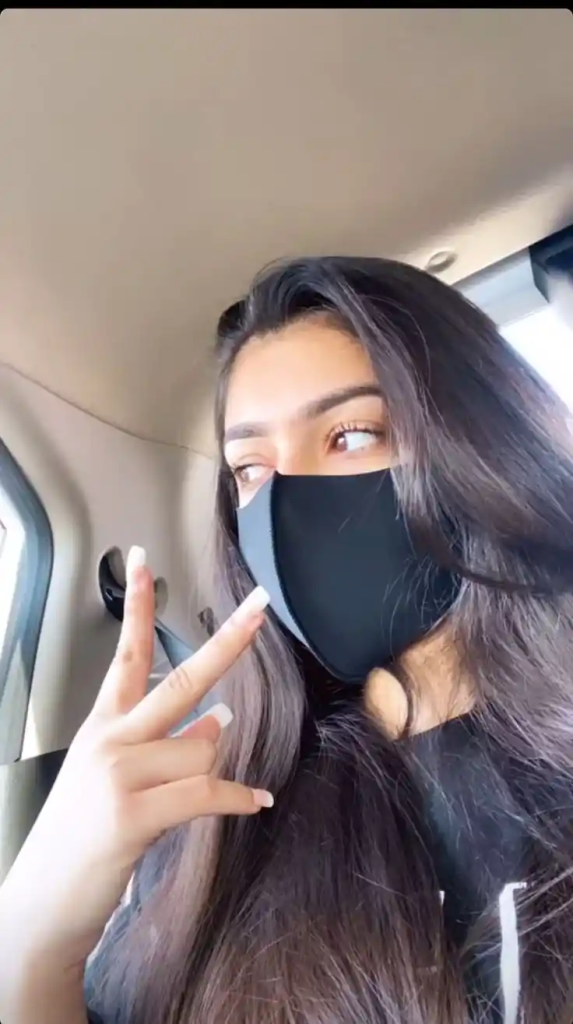 mask girl dps
