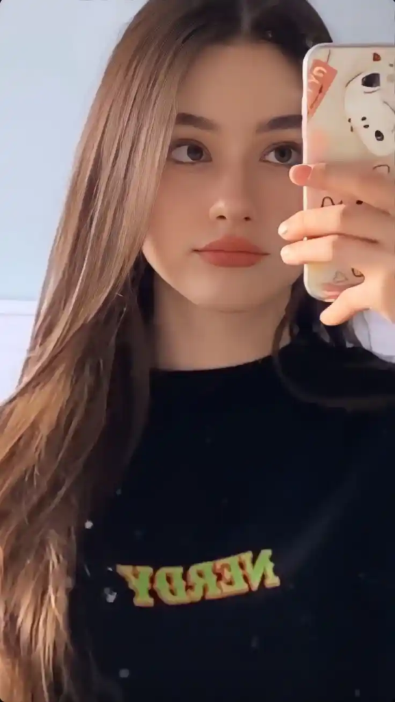 real girl dp - 2025-01-24T061342.352