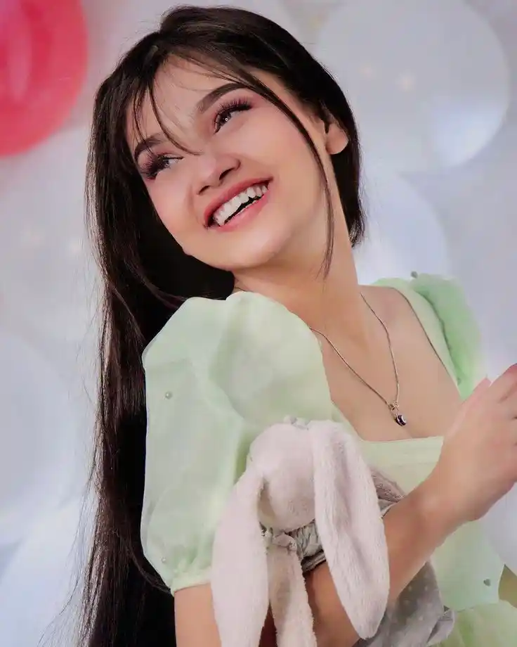 real girl dp - 2025-01-24T061846.824