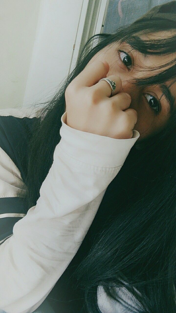 Attitude Hidden Face Girls DP (19)