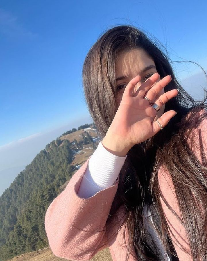 Attitude Hidden Face Girls DP (46)