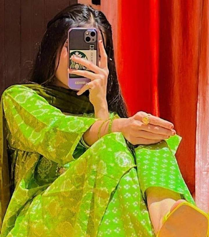 Attitude Hidden Face Girls DP (54)