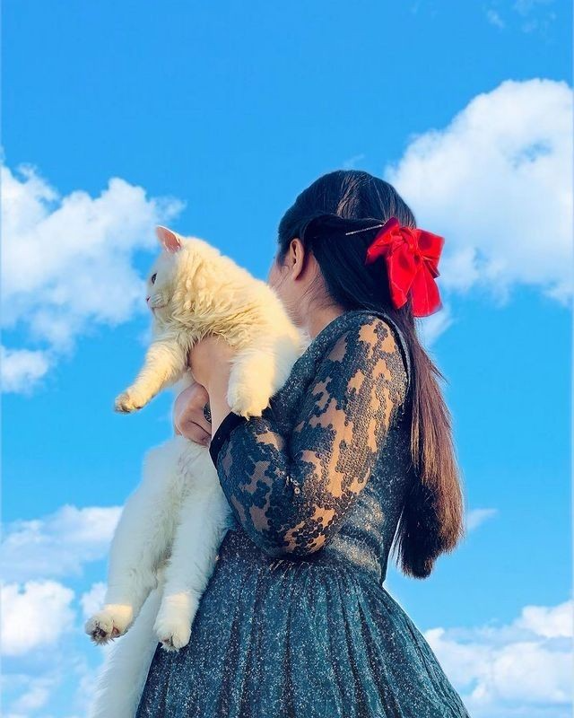 Attitude Hidden Face Girls DP (57)
