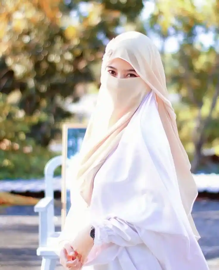 White Hijab Girls DP