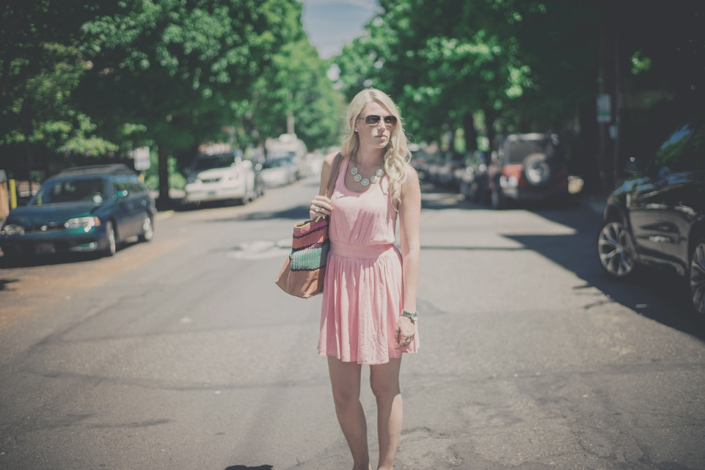 Cute Girls DP with Sunglasses (40)