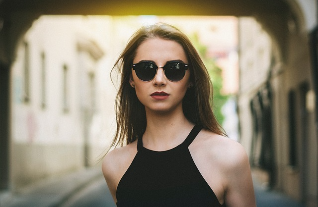 Cute Girls DP with Sunglasses (46)
