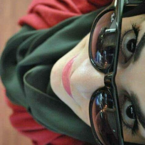 Cute Girls DP with Sunglasses (6)