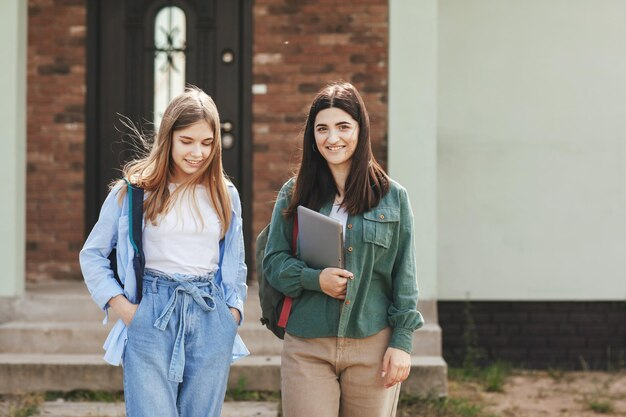 Girls DPs for College Students (84)