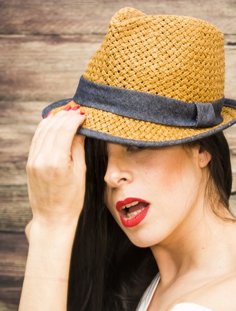 Hidden Face Girls DP with Hat 