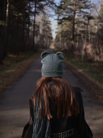 Hidden Face Girls DP with Hat 