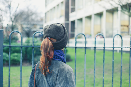 Hidden Face Girls DP with Hat 
