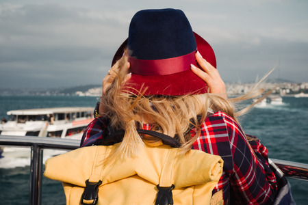 Hidden Face Girls DP with Hat 
