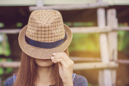Hidden Face Girls DP with Hat 