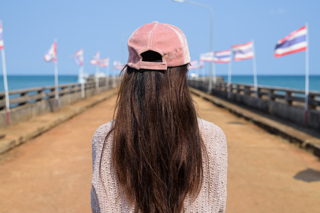 Hidden Face Girls DP with Hat 