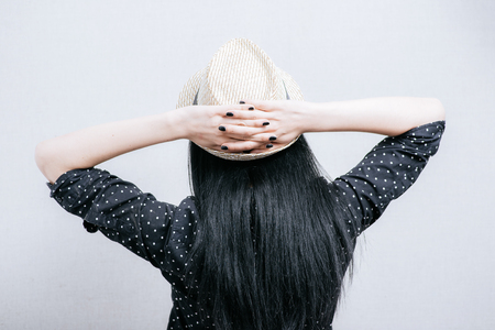Hidden Face Girls DP with Hat 