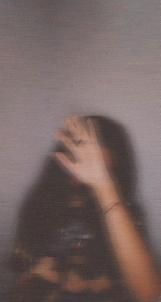 Blurred Hidden Face Girls DP