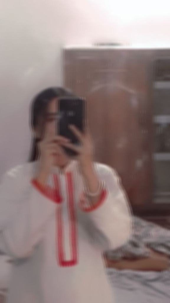 Blurred Hidden Face Girls DP