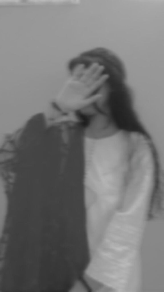 Blurred Hidden Face Girls DP