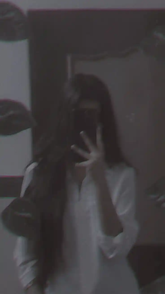 Hidden Face Girls DP with mobile (7)