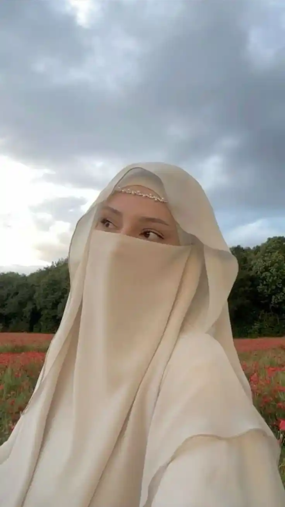 White Hijab Girls DP (67)