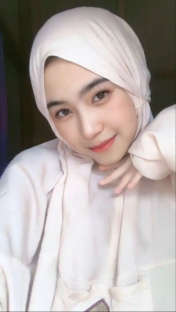 White Hijab Girls DP (76)