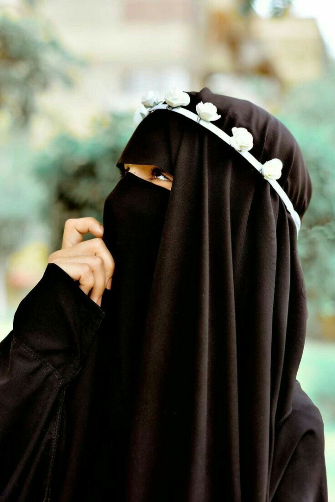 Burka Hijab Girl DP