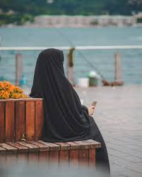 Burka Hijab Girl DP