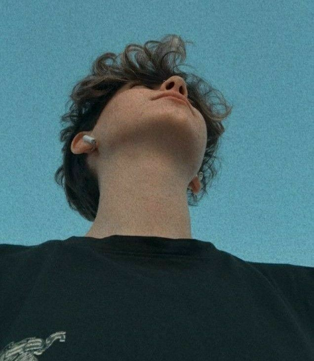 hidden-face-boy-dp-pic32