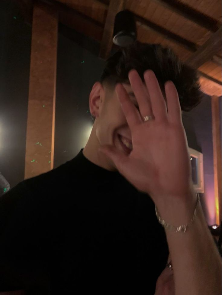 hidden face boys dp (12)