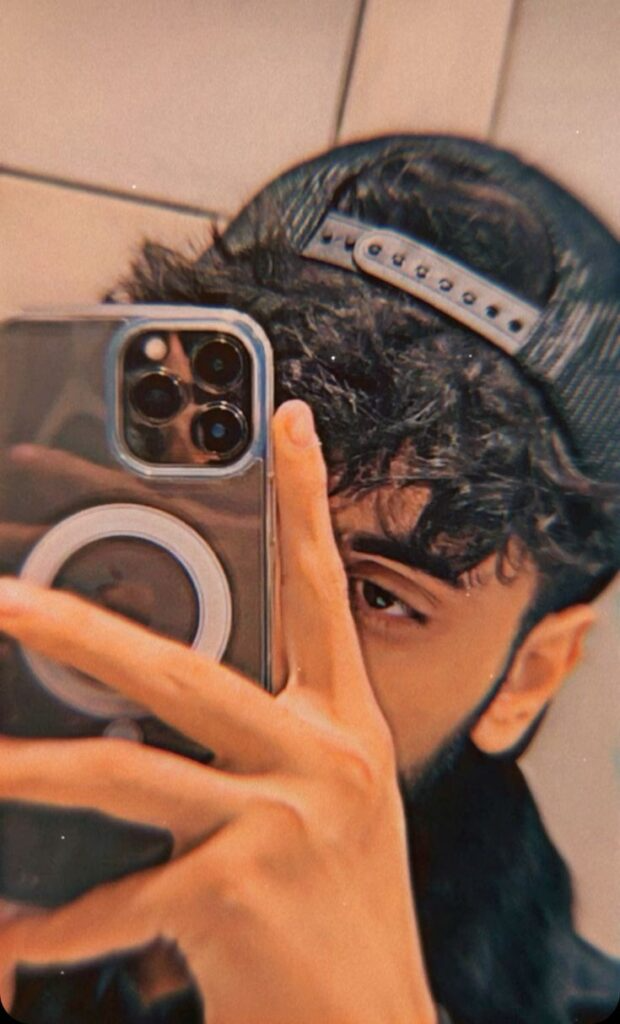 hidden face boys dp (29)
