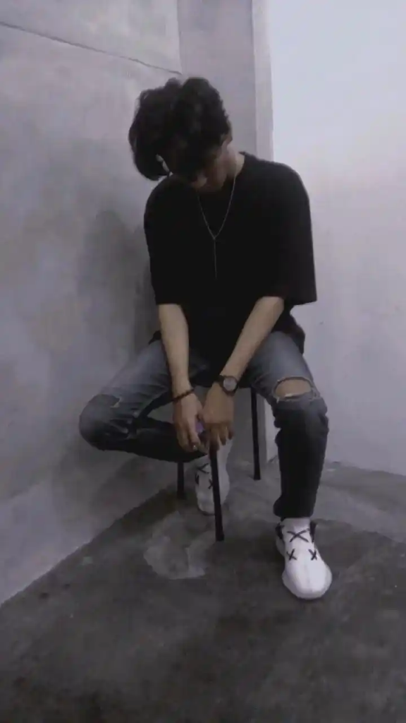 hidden face boys dp (74)