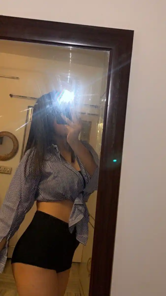 hide-face-girl-dp_29