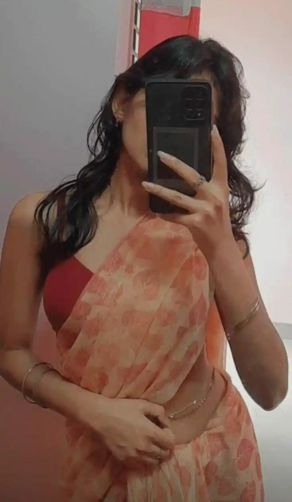 Hidden Face Girls DP with mobile