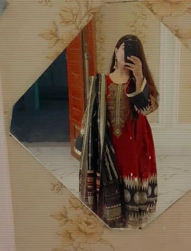 hide-face-girl-pic-dp_5 (1)