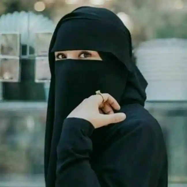 Burka Hijab Girl DP